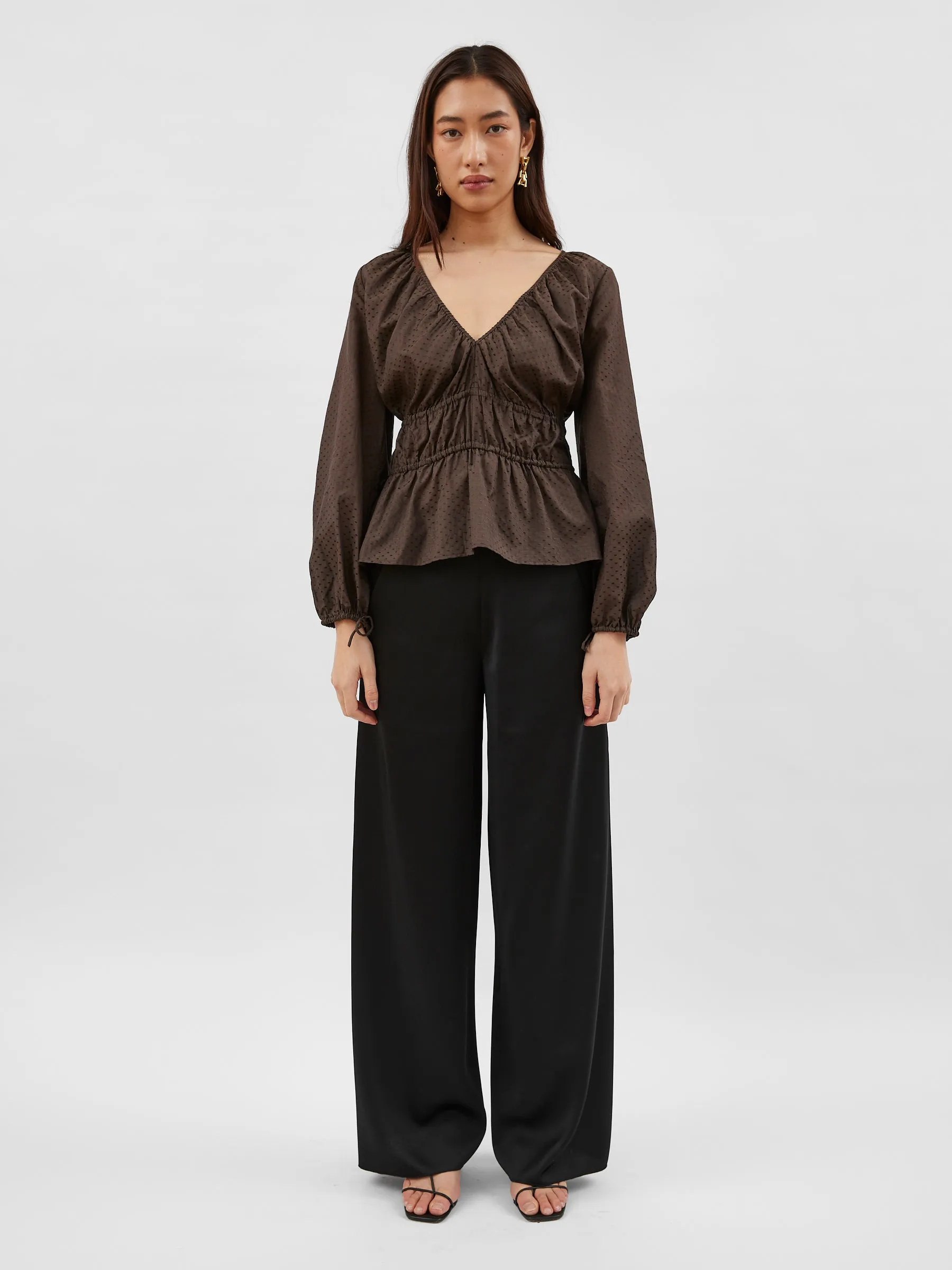 Stylish Derya Top for Women - Optimize Your Wardrobe with this Fashionable E-Commerce Product