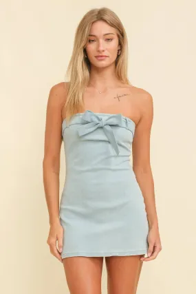 STRAPLESS BOW DETAIL DENIM MINI DRESS